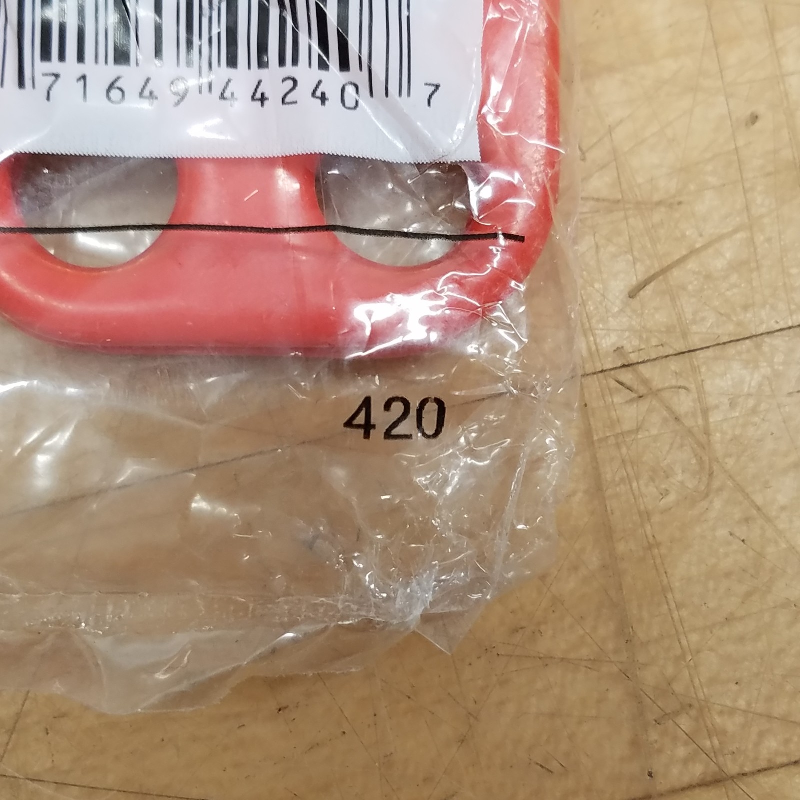 Master Lock 420 Lockout Hasp, 6 Hole – NEW