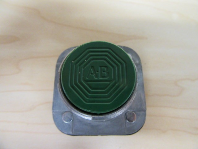 Allen Bradley 800T-A1. Green Pushbutton 800TA1 Core Only