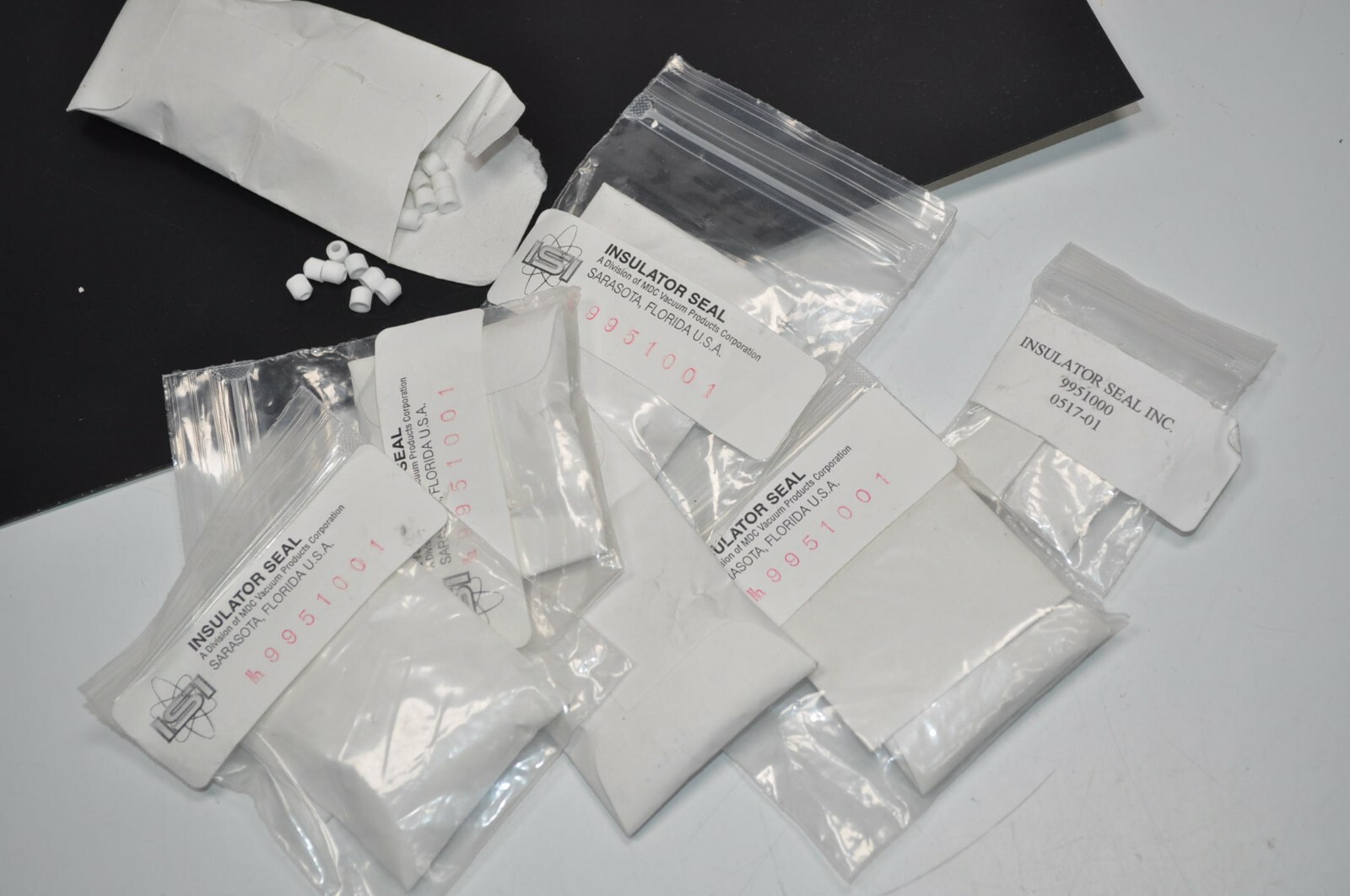 NEW HUGE LOT 100’s ISI MDC Miniature Insulator Seal Vacuum Ceramic ? # 9951001