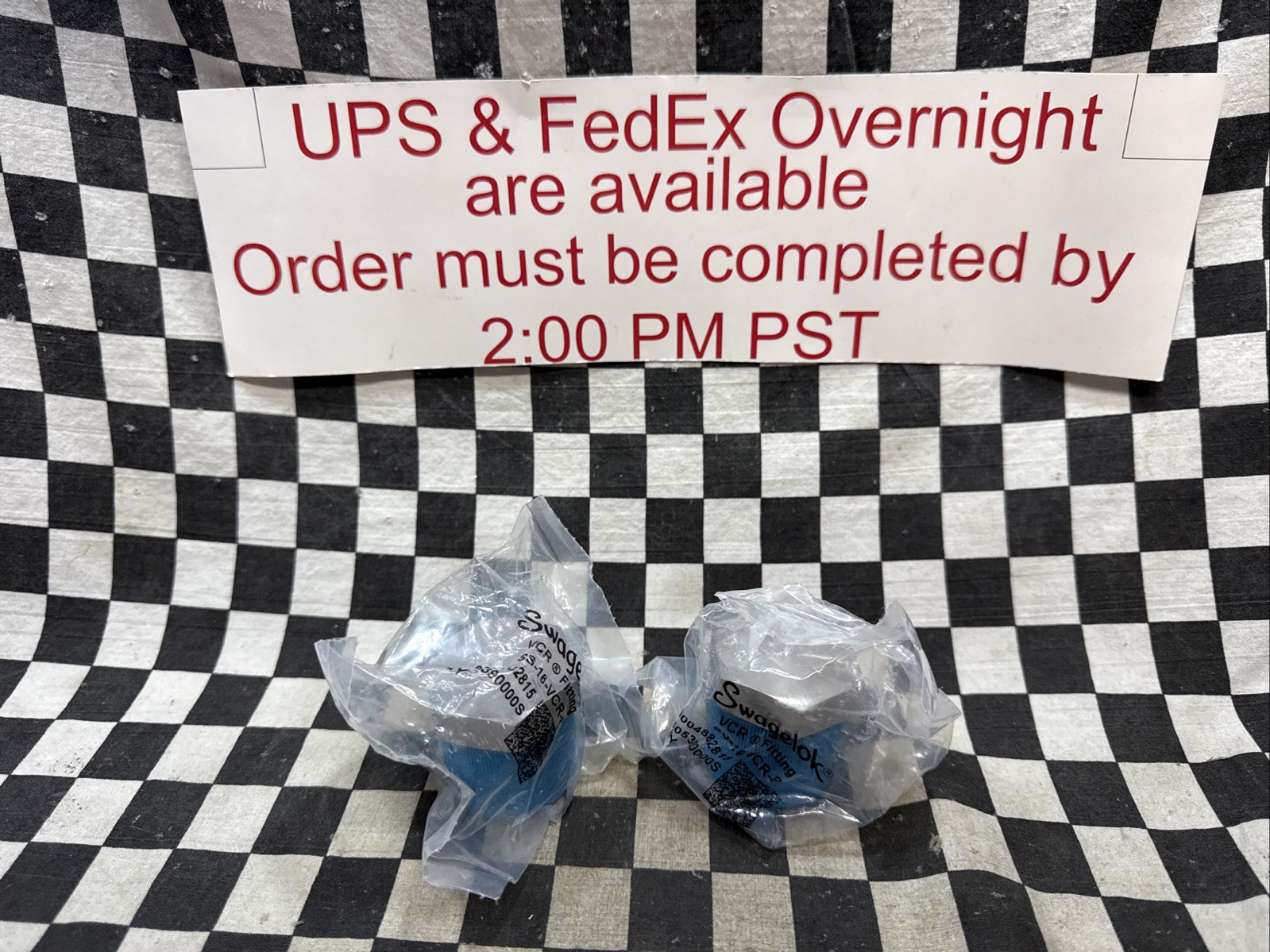 SWAGELOK SS-16-VCR-P, SS16VCRP, Plug 1″ VCR, LOT OF 2, SHIPSAMEDAY#1208T3
