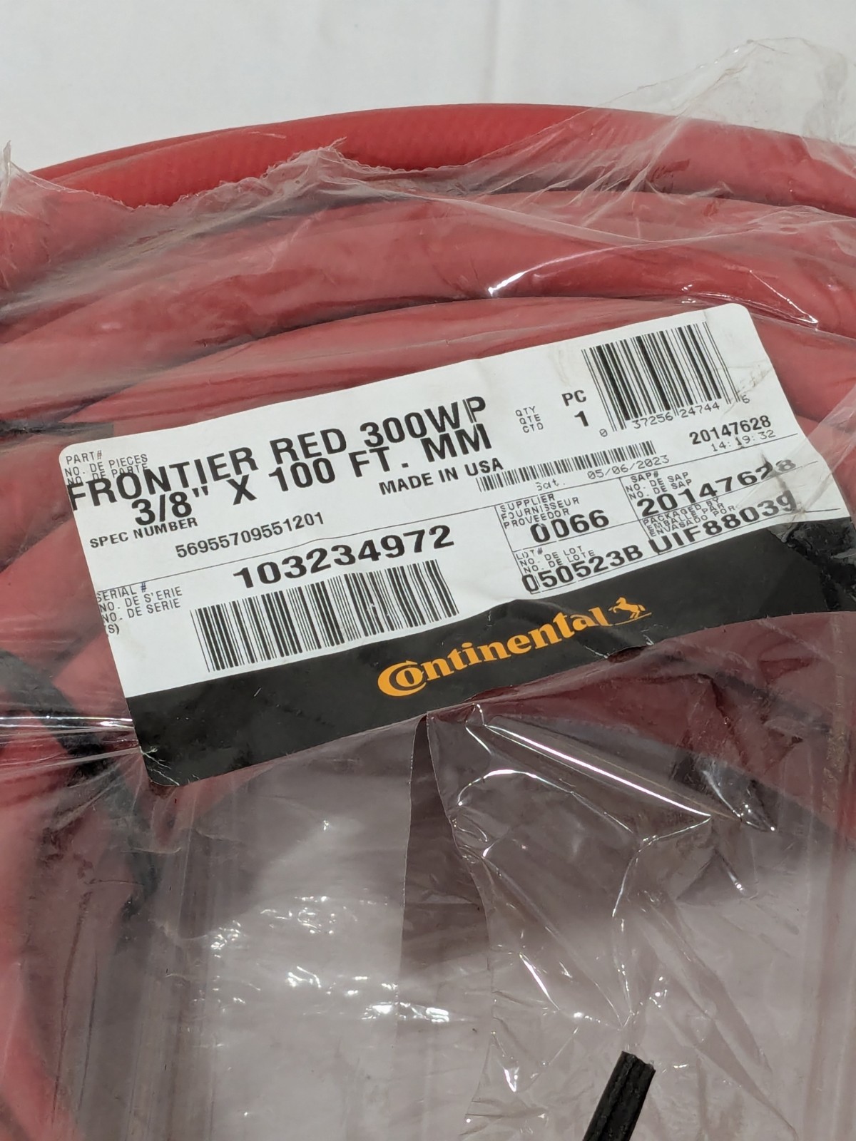 Continental Multipurpose Air Hose: 3/8″ ID, 100′, MNPT x MNPT, 1/4″ 20147628