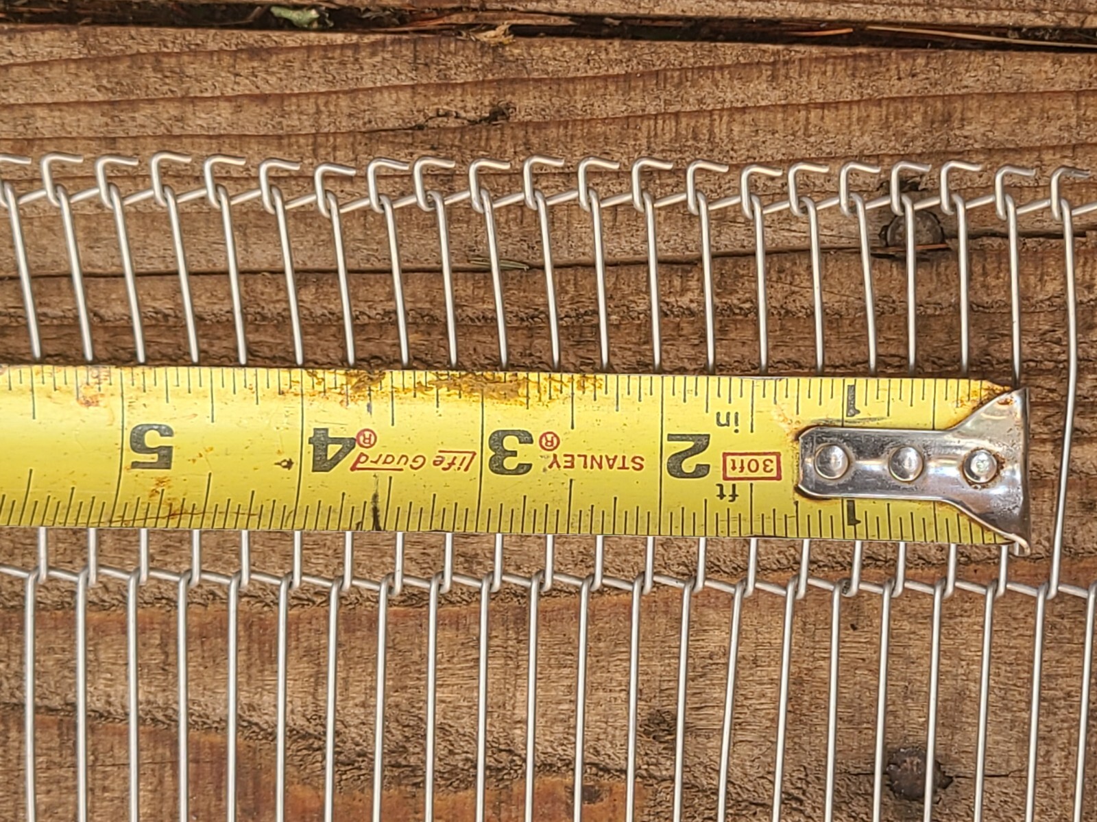 Lumsden Flexx Flow SPACES 7 Conveyor Belt SIZE: 3/8” x .050 x 16” WIDTH x 26′