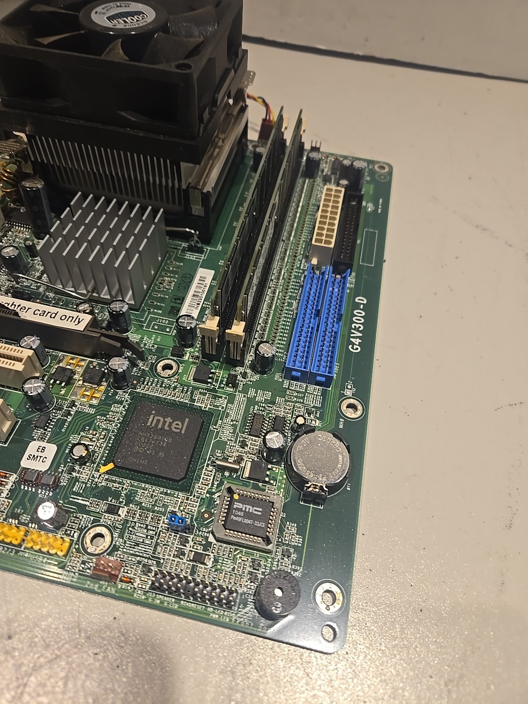 ITOX G4V300-D Motherboard