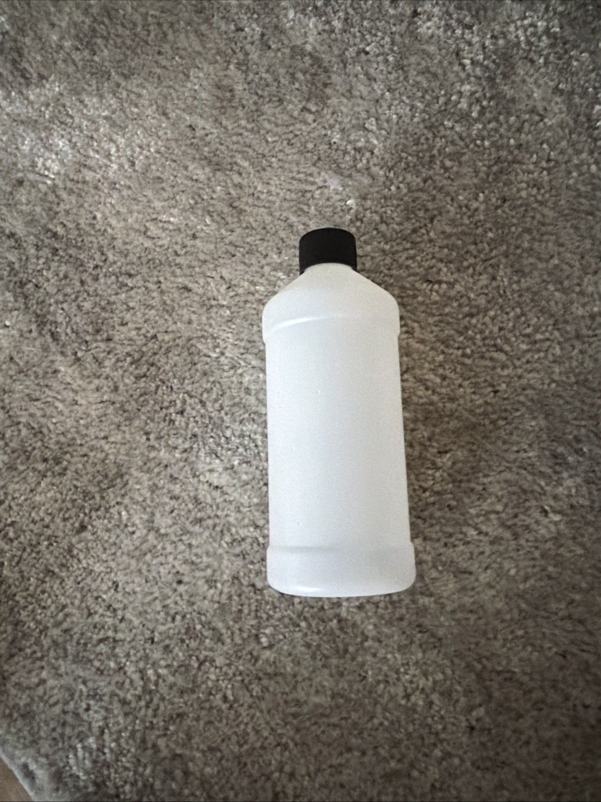 Lot of 180 – 16oz Modern Round HDPE Bottles with Black Screw Caps – New