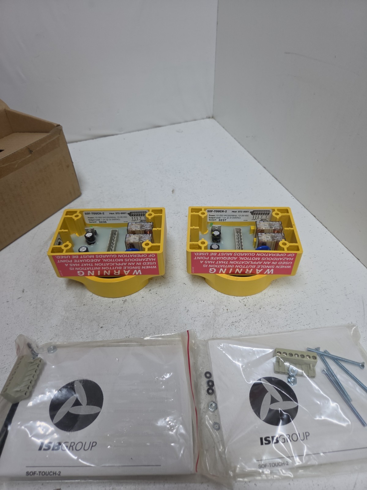 SOF TOUCH ST-0001 INDUSTRIAL MACHINE SWITCH 15-30 VDC 10A (2Pcs) **NOS**
