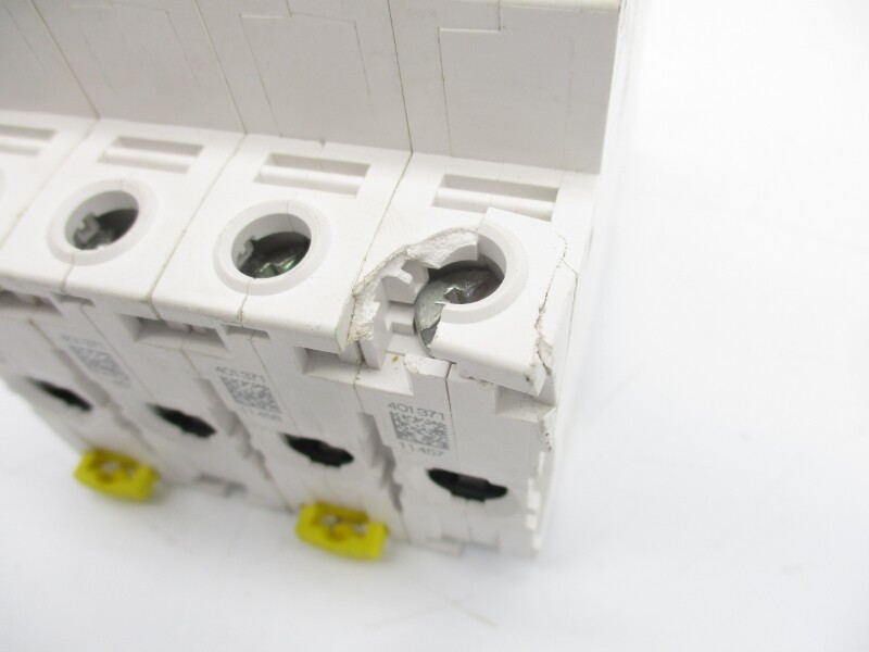 SCHNEIDER ELECTRIC IC60HC63A 500V 63A (AS PICTURED) NSNP