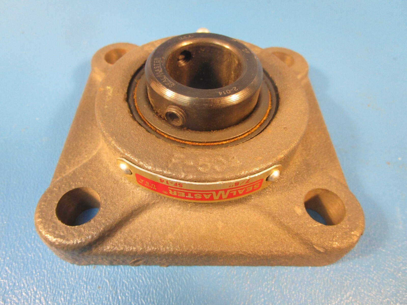SealMaster, SF-14, 7/8″ Bore, 4 Bolt Flange Unit, Set Screw Locking, 700438