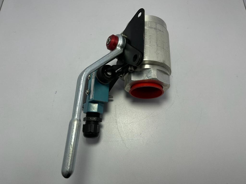 Honeywell Limit Switch BZE6-2RN With P16116 Pneumatic Valve