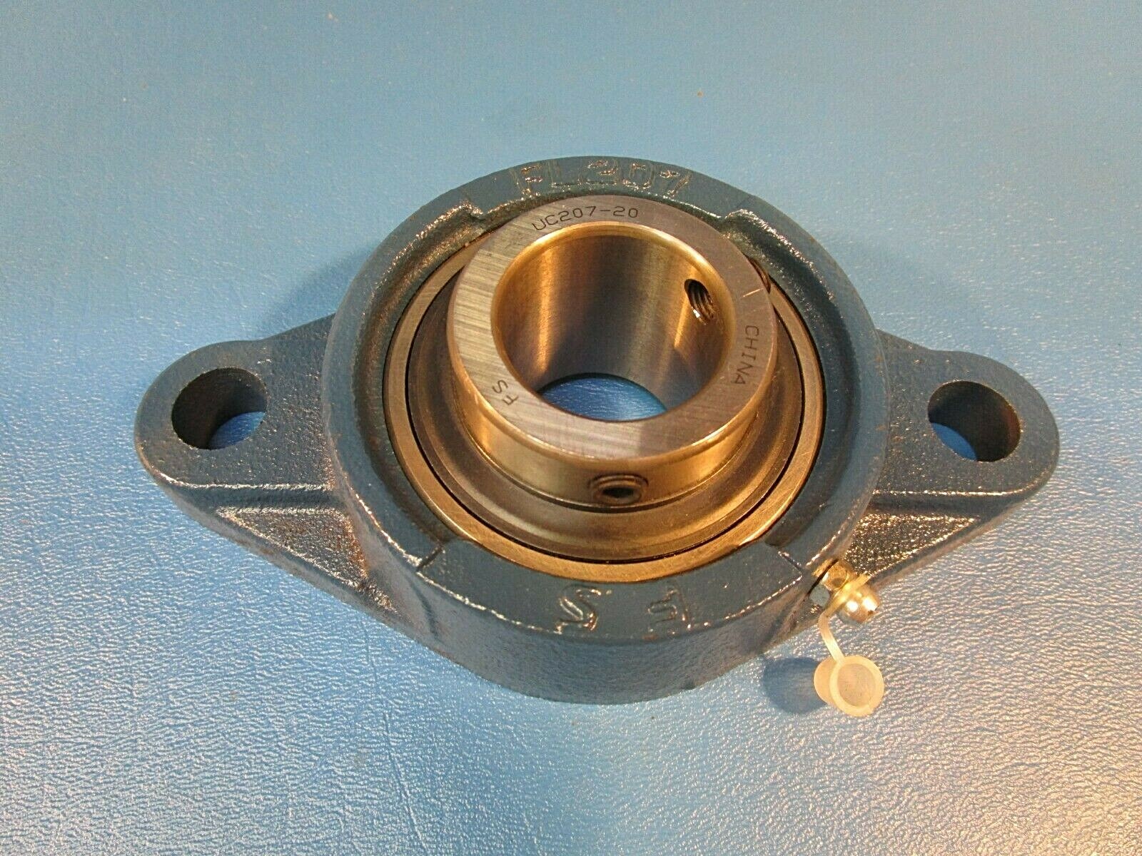FS, UCFL 207-20, 1 1/4″ Bore, 2 Bolt Flange-Mount Ball Bearing Unit, Setscrews