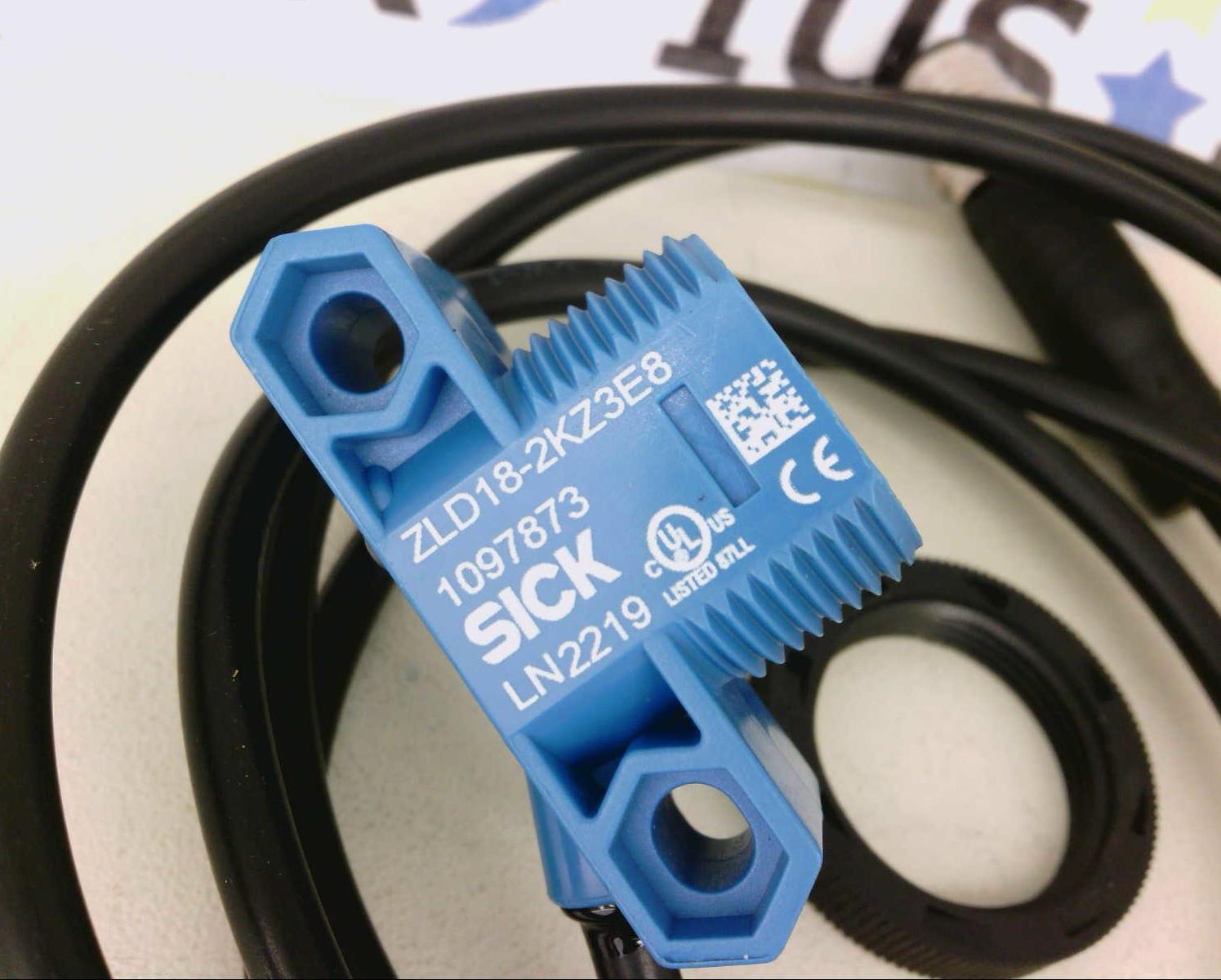 NSSP Sick ZLD18-2KZ3E8 Photoelectric Retro-Reflective Sensor 1097873