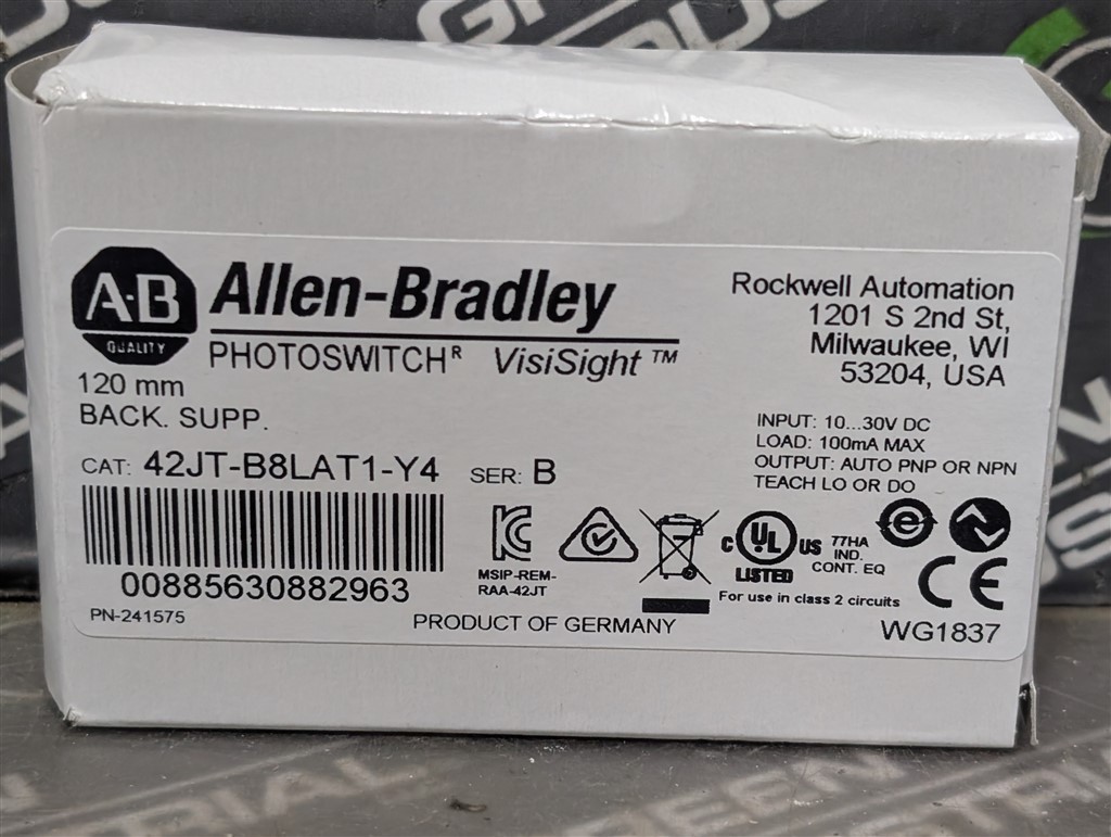 NEW Allen Bradley 42JT-B8LAT1-Y4 VisiSight Photoswitch 120mm PN-241575