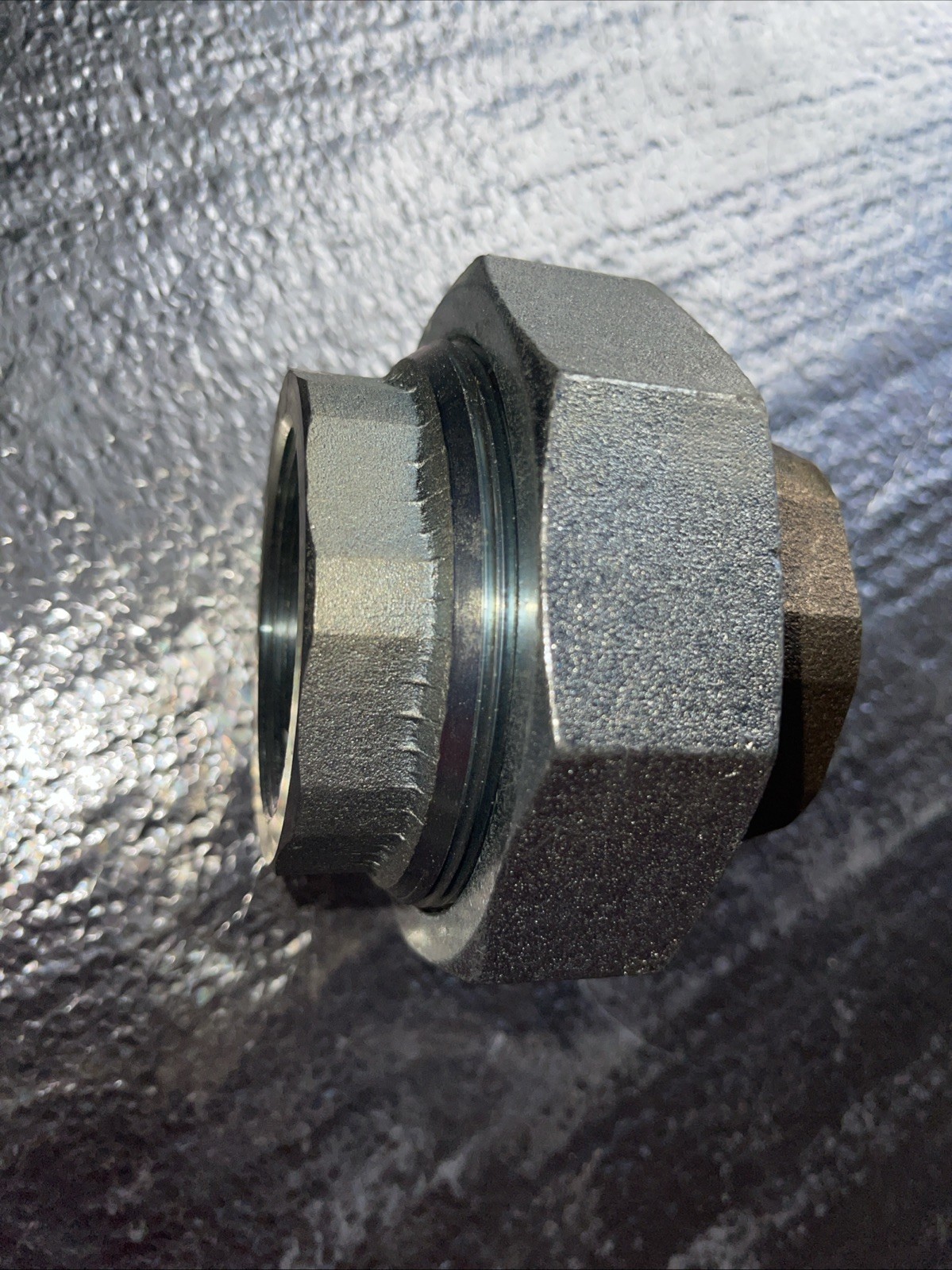2″ Watts Dielectric Union Threaded NPT Connections Zinc Plated Galvanized Iron