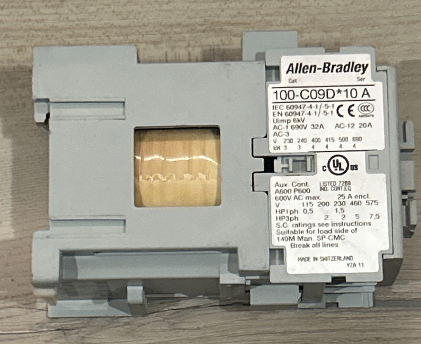 Allen Bradley 100-C09D-10Series A Electric Contactor starter 24VDC Coil