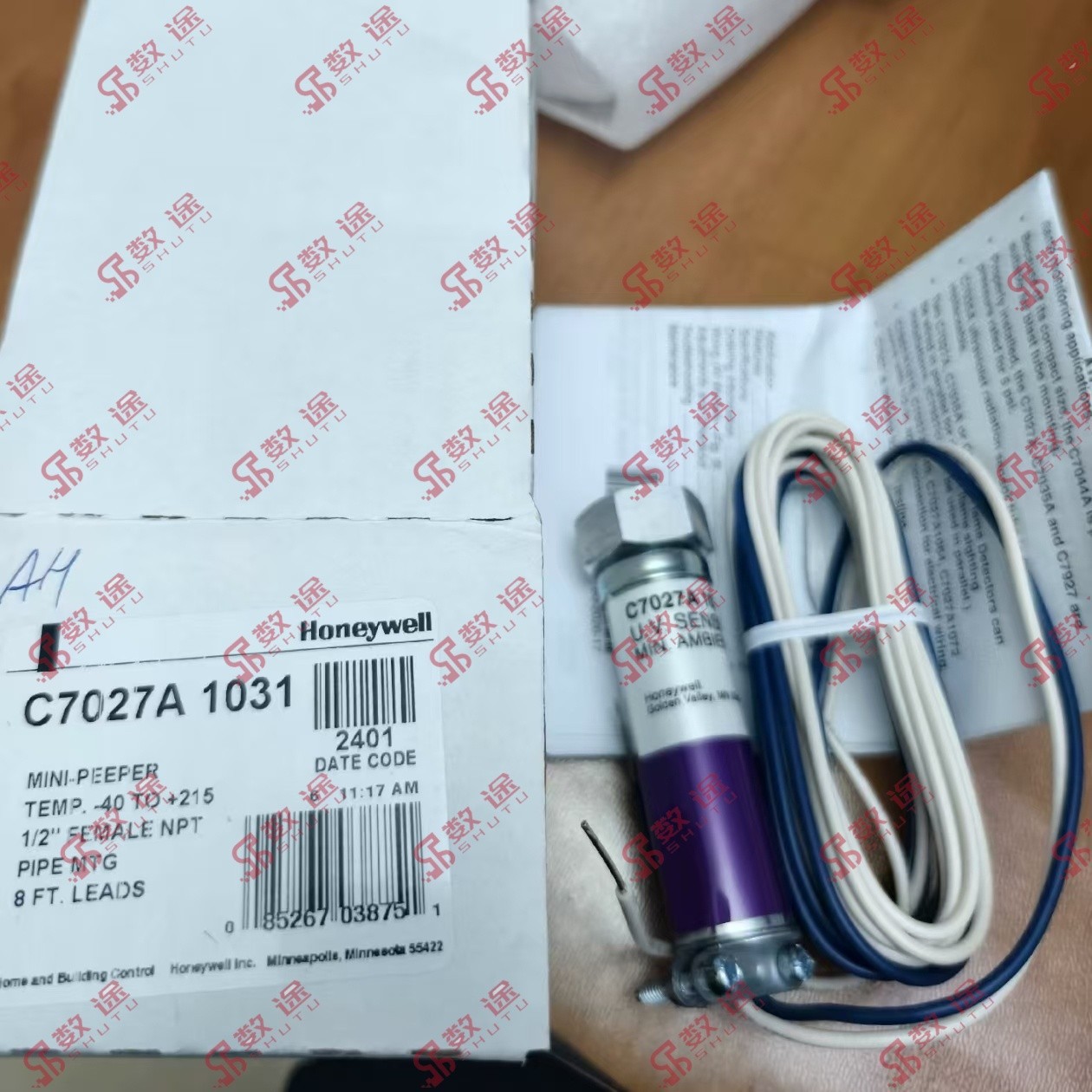1PCS NEW Honeywell C7027A1031 Ultraviolet Flame Detector in box