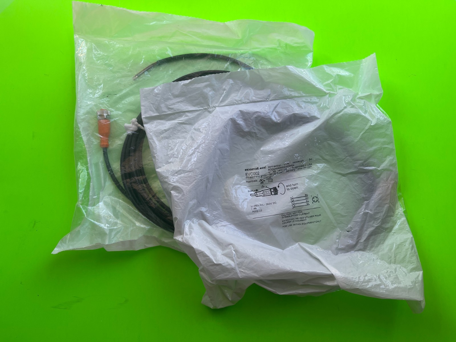 12x PCS – IFM EFFECTOR TURCK ETHERNET CABLES – ALL NEW IN OEM PACKAGING
