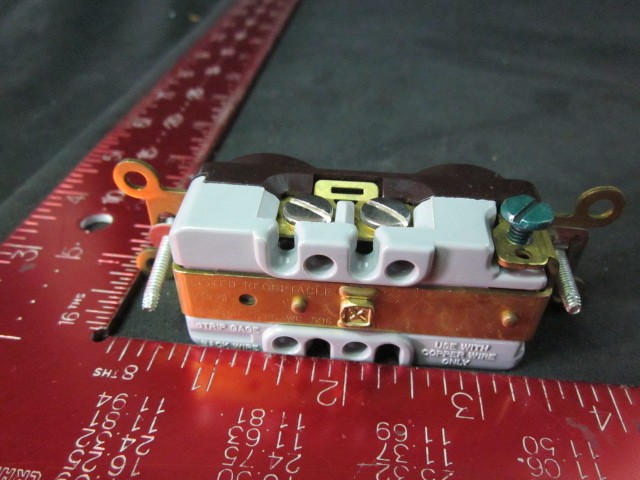 Applied Materials 0720-90686 BROWN Spec Grade Duplex 15A 125VA