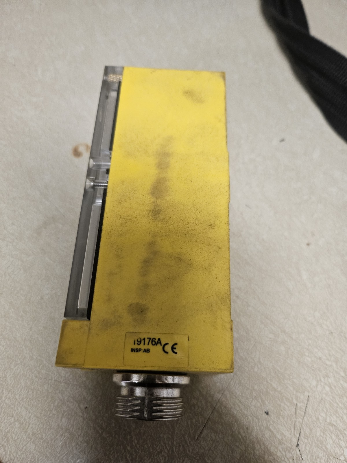 NEW BANNER 30V PHOTOELECTRIC LIGHT SCREEN EMITTER LS10E 27462 USA SELLER