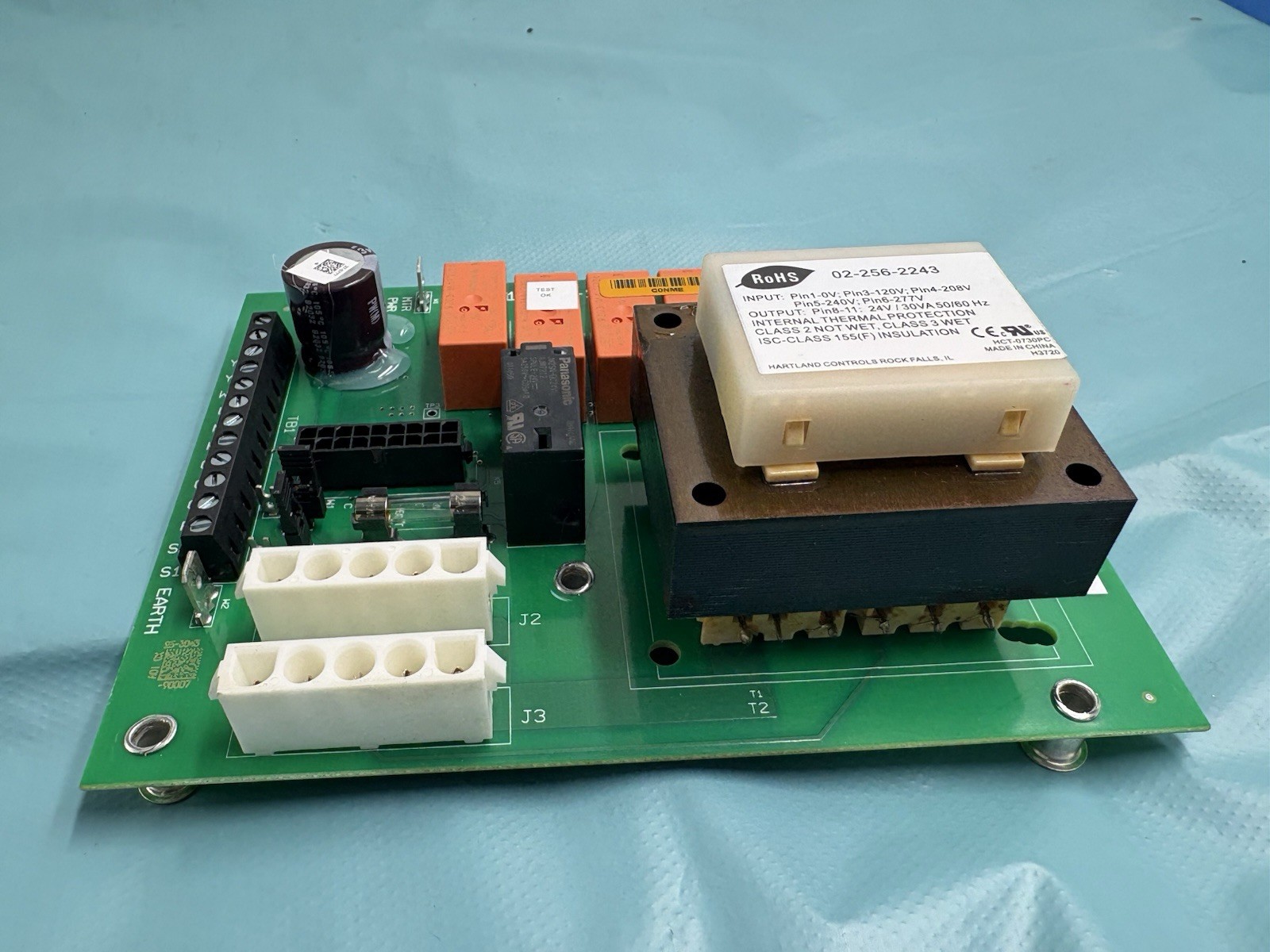 NEW Johnson Controls PC-01-0134 Control Board, Fan Relay 24-10902-0 R1