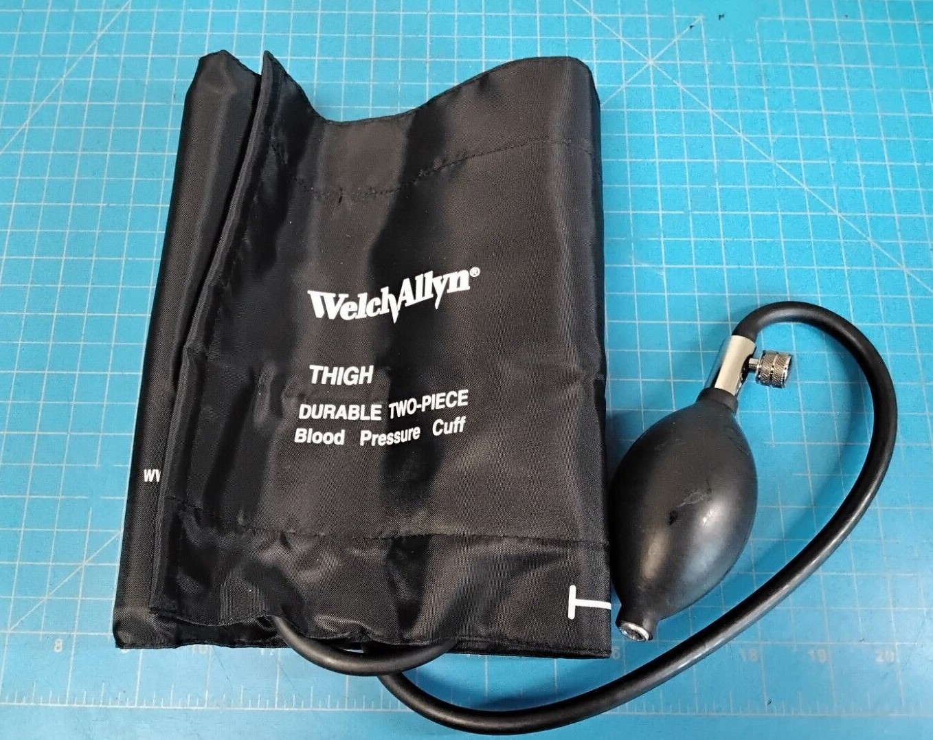 Welch Allyn DS45-13CB DuraShock 2pc Thigh Cuff