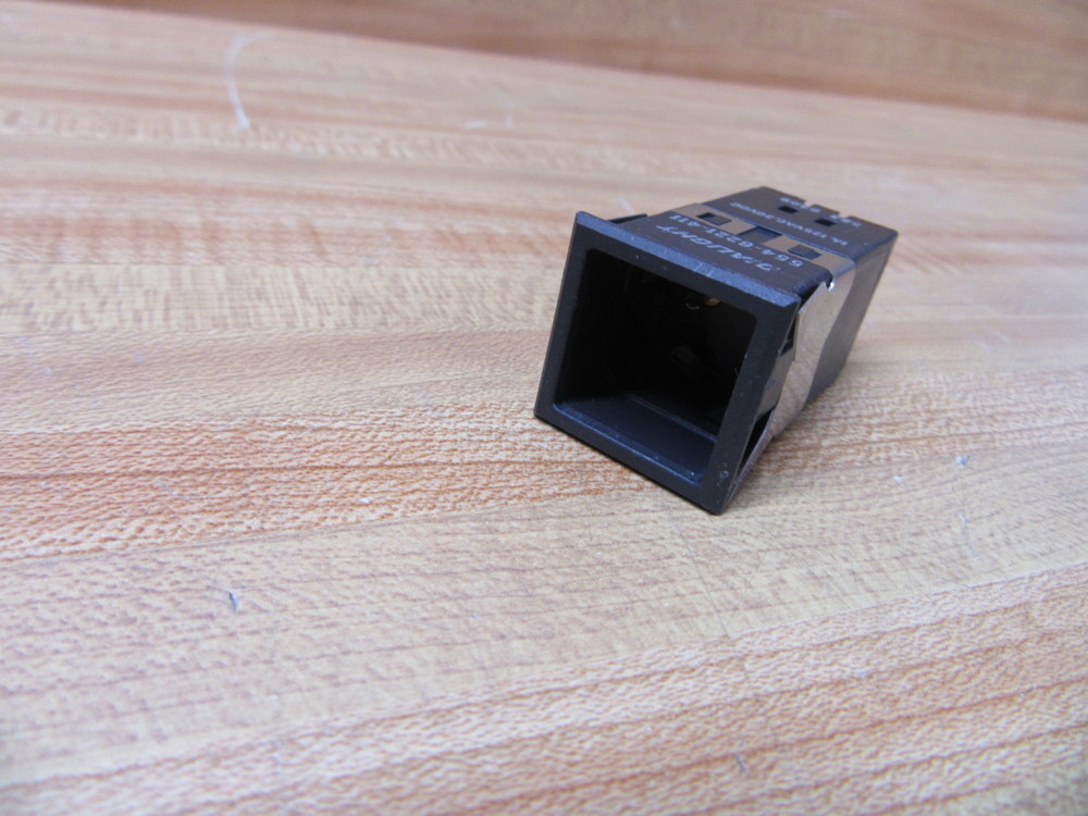 Dialight 554-6221-411 Pushbutton Switch 5546221411 W/O Lens