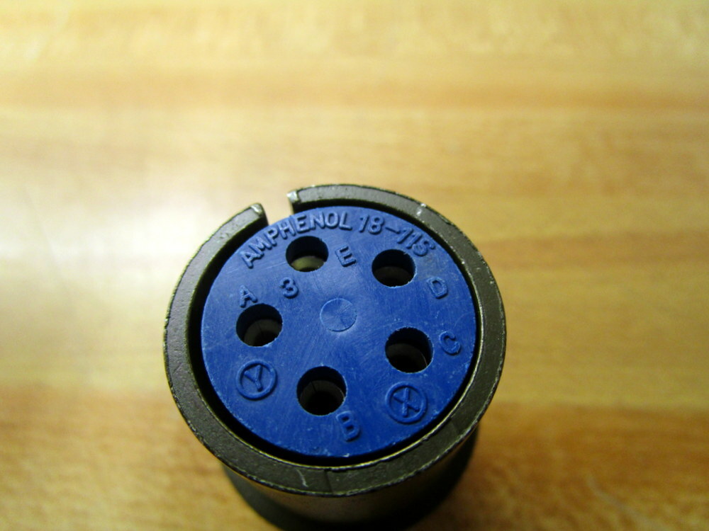 Amphenol 97-3108B-18-11S Connector 18-11-S 74.80.714.53.0018A