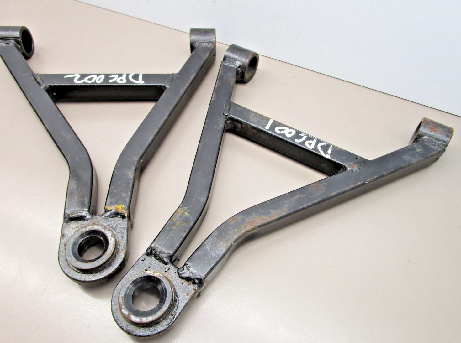 OEM EZ-GO DPC001 DPC002 TXT Golf Cart Control Arm Set Front Left and Right
