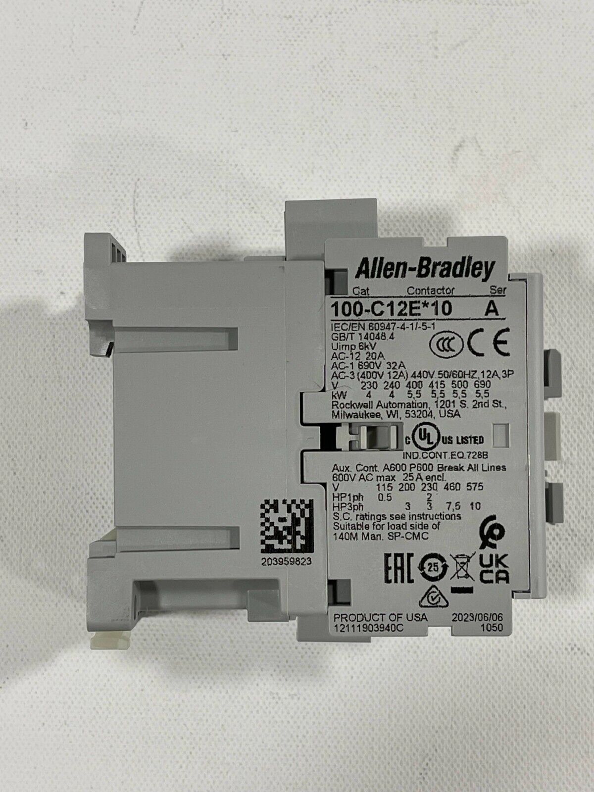 Allen Bradley 100-C23KJ200 Contactor 2-NO 2-NC Main Poles 24V AC