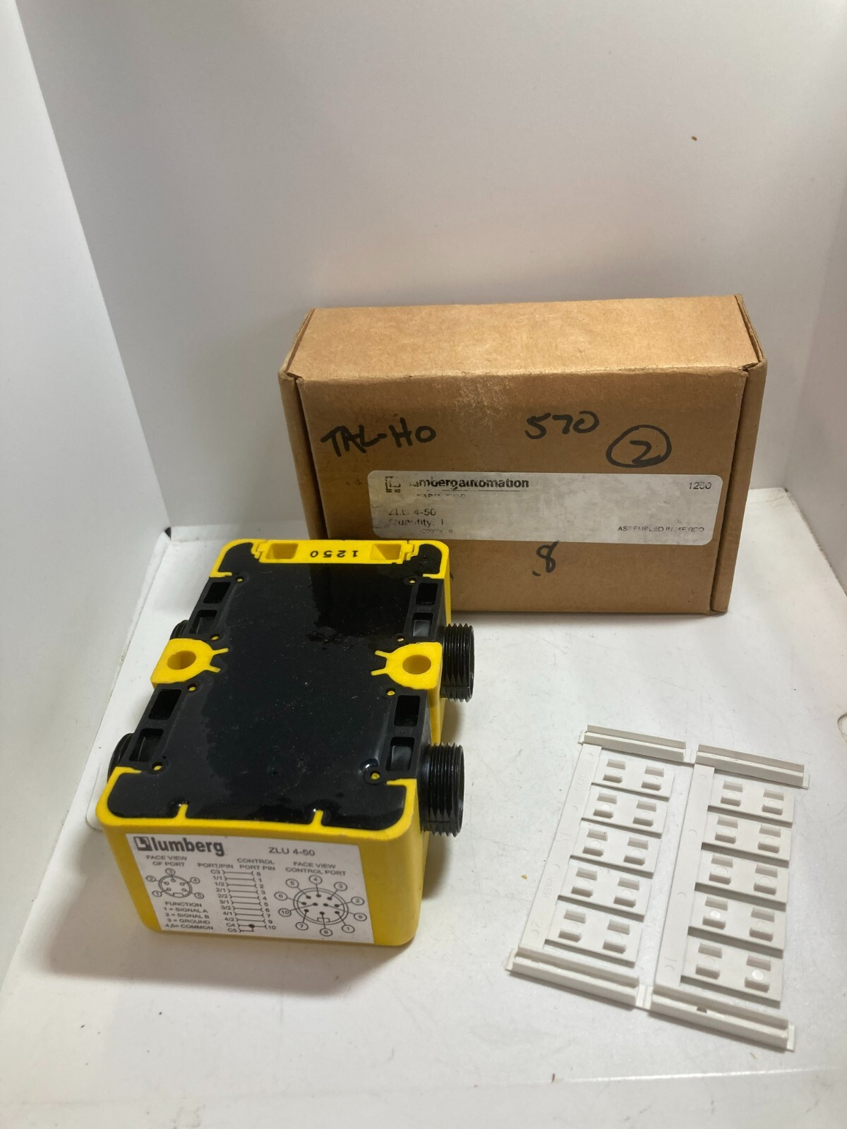 LUMBERG ZLU 4-50 DISTRIBUTION BOX 4 PORTS 10 POLE QUICK DISCONNECT NIB
