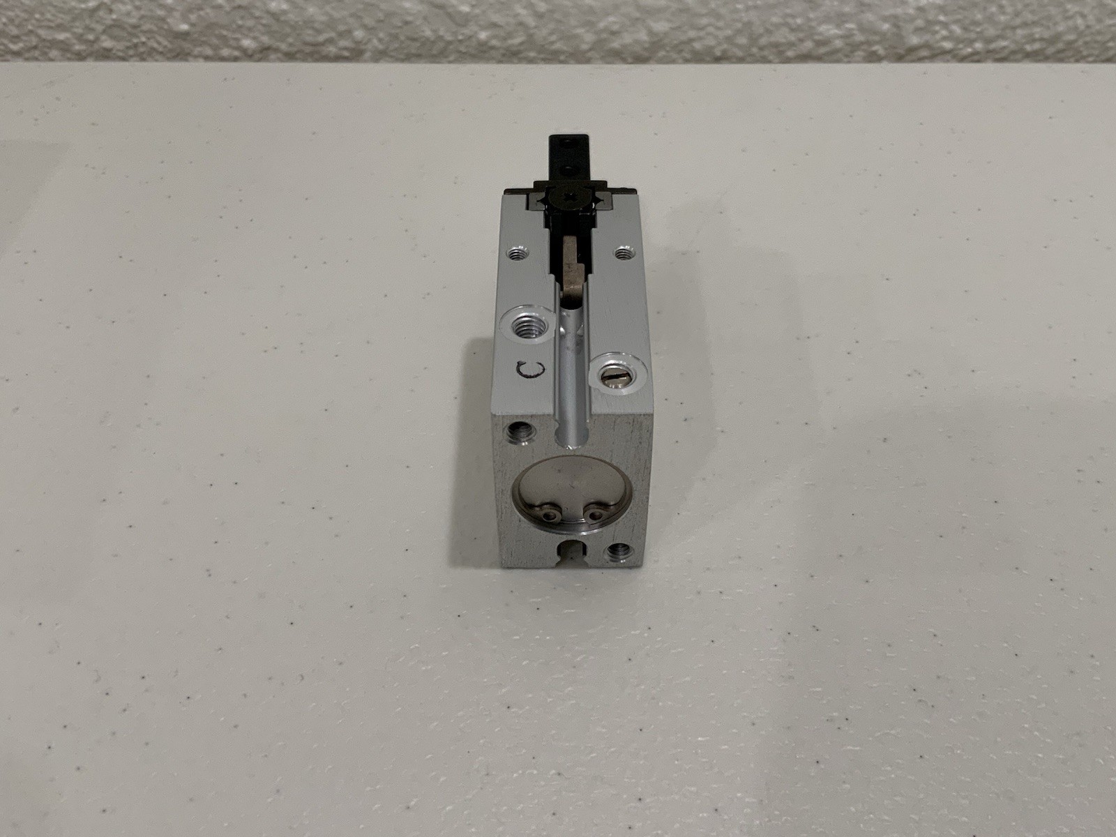 NEW Koganei Humphrey Air Hand NHBRPA – 16 Pneumatic Cylinders Automation Systems