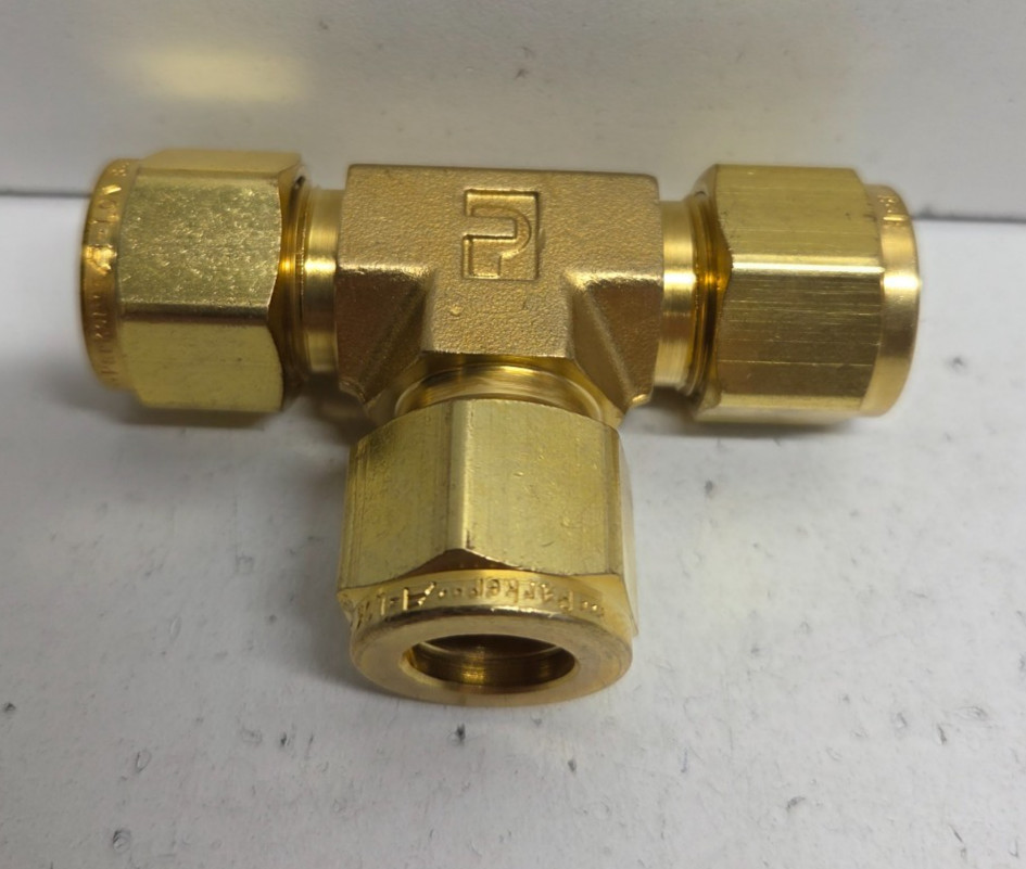NEW NO BOX! PARKER 1/2″ TUBE OD BRASS UNION TEE 8-8-8-JBZ-B