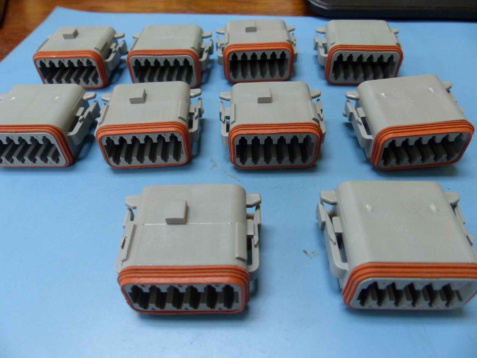 Deutsch DT06-12S-P012 Qty of 8 per Lot 12 Way Plug Deutsch DT-Series with Enhan