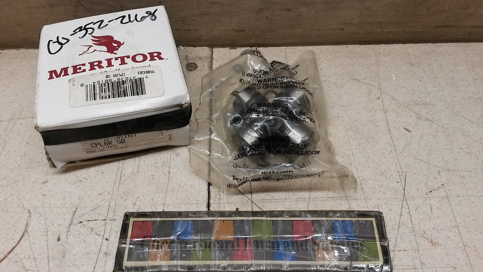 NOS Meritor CPL6R-50 Steering Column U-Joint HMMWV M939 M915