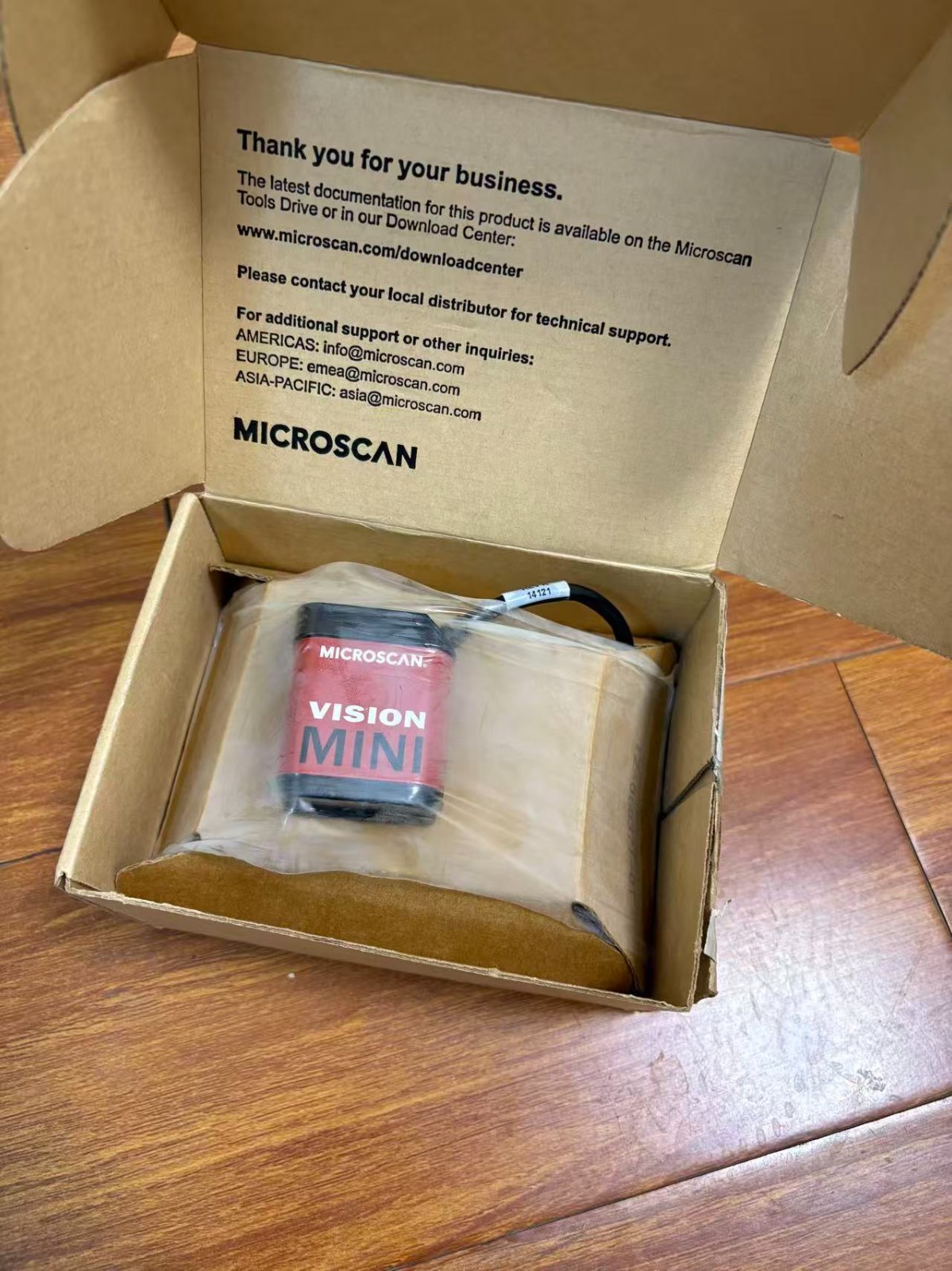 Microscan GMV-6300-2200G Mini Hawk Fixed Barcode Scanner UPS Worldwide Expedited