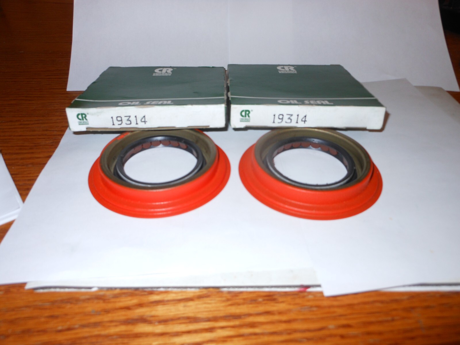 LOT OF 2~ CR OIL SEALS 19314 = $10.98= $5.49 EA. = ID =1.94″~ OD=2.914″