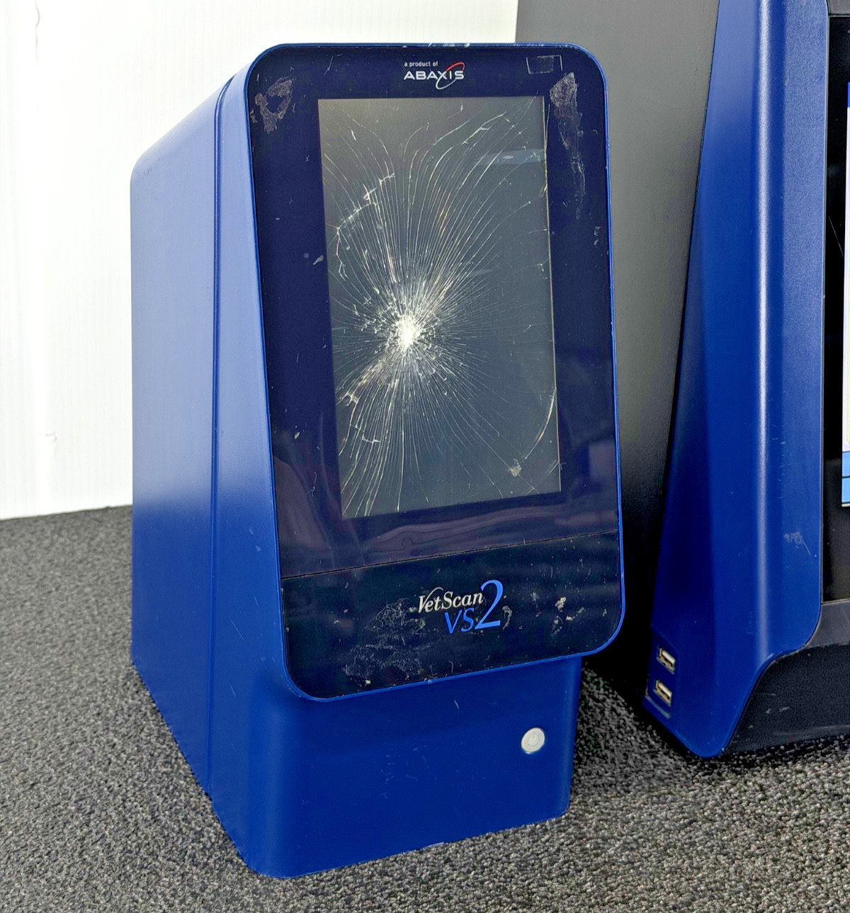 Abaxis VetScan HM5 & VS2 Chemistry Hematology Analyzer