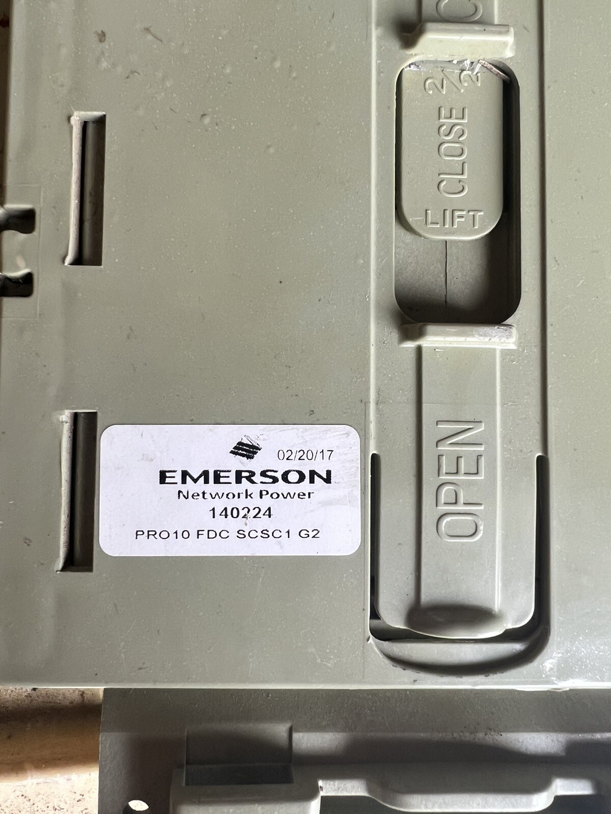 EMERSON Network Power 140224 PRO10 FDC SCSC1 G2 Fiber Optic Pedestal
