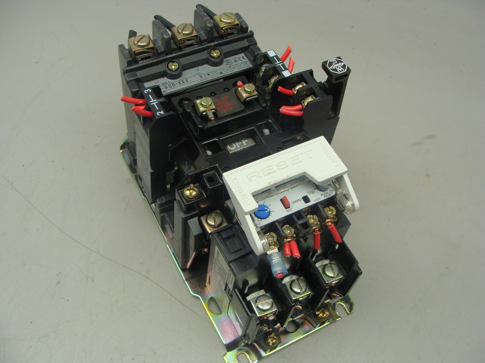 ALLEN BRADLEY CONTACTOR 509-B0D-XXX OVERLOAD RELAY 592-A2EA AUX CONTACT 595-A
