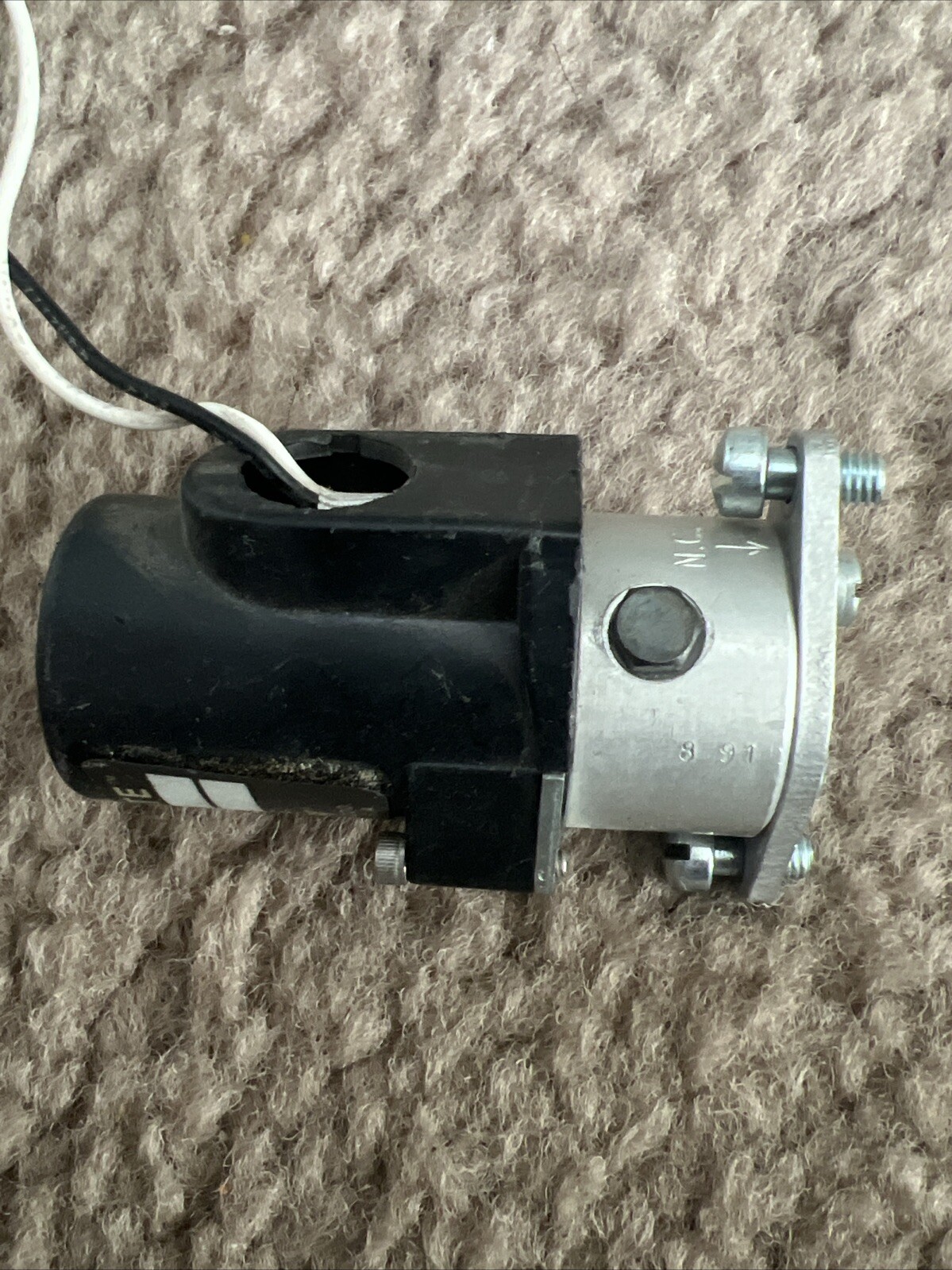 Humphrey Mini-Myte 31E1 Solenoid Valve With Wires.