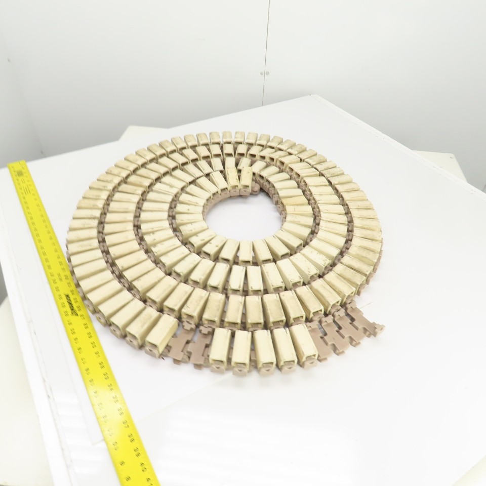 234″ L x 2-1/2″ W Side Flexing Table Top Conveyor Chain W/Soft Rubber Top