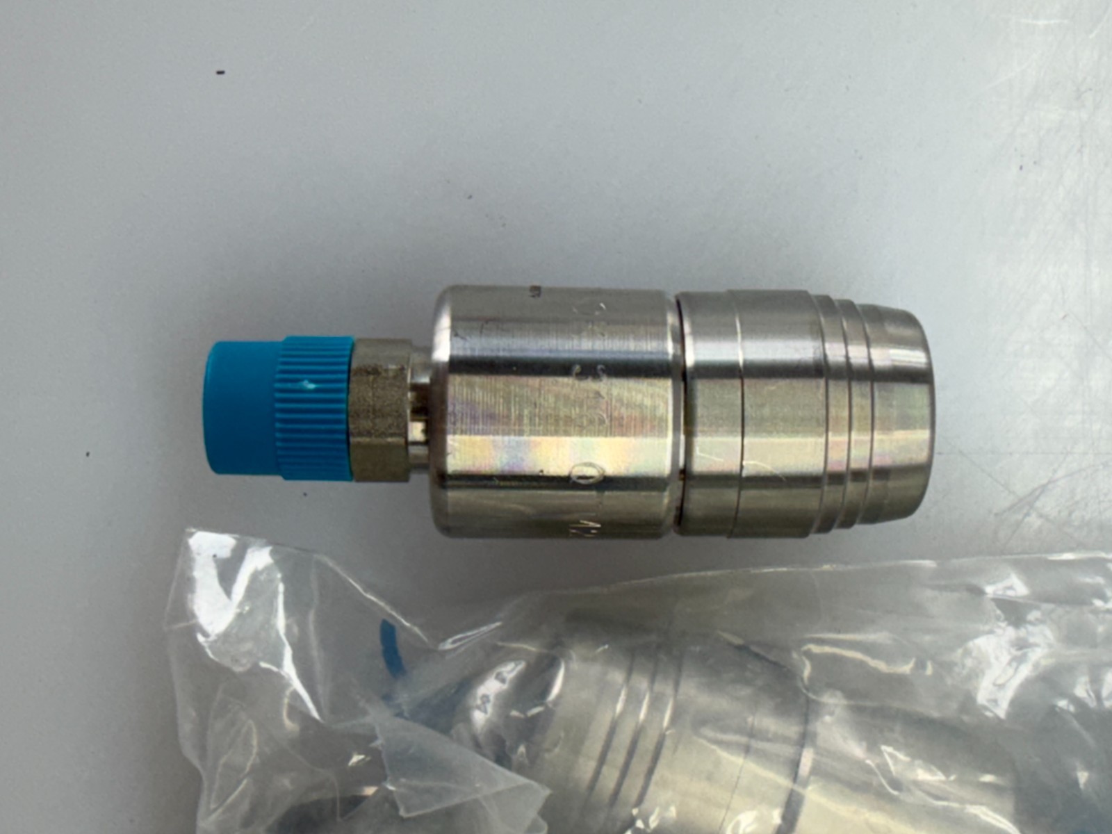 1x Swagelok SS-QTM2A-B-4PM quick coupling **NOS**