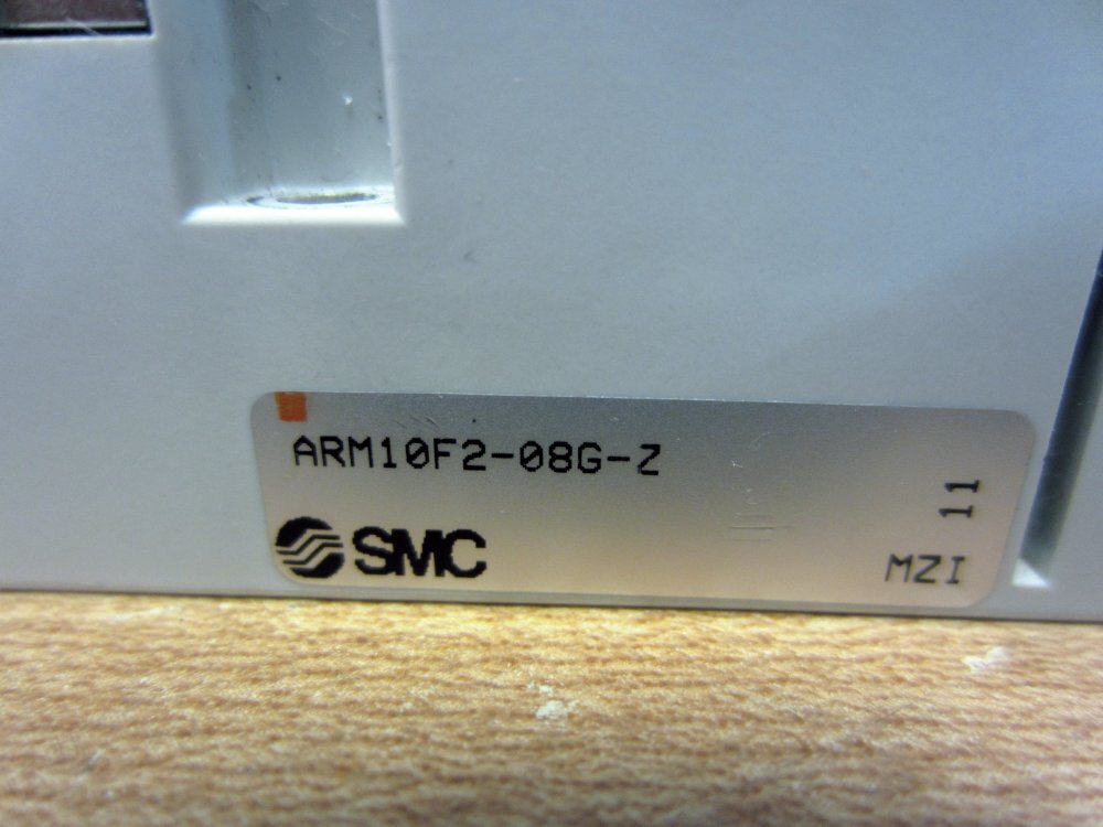 SMC ARM10F2-08G-Z Compact MFLD Regulator ARM10F0-00G-Z