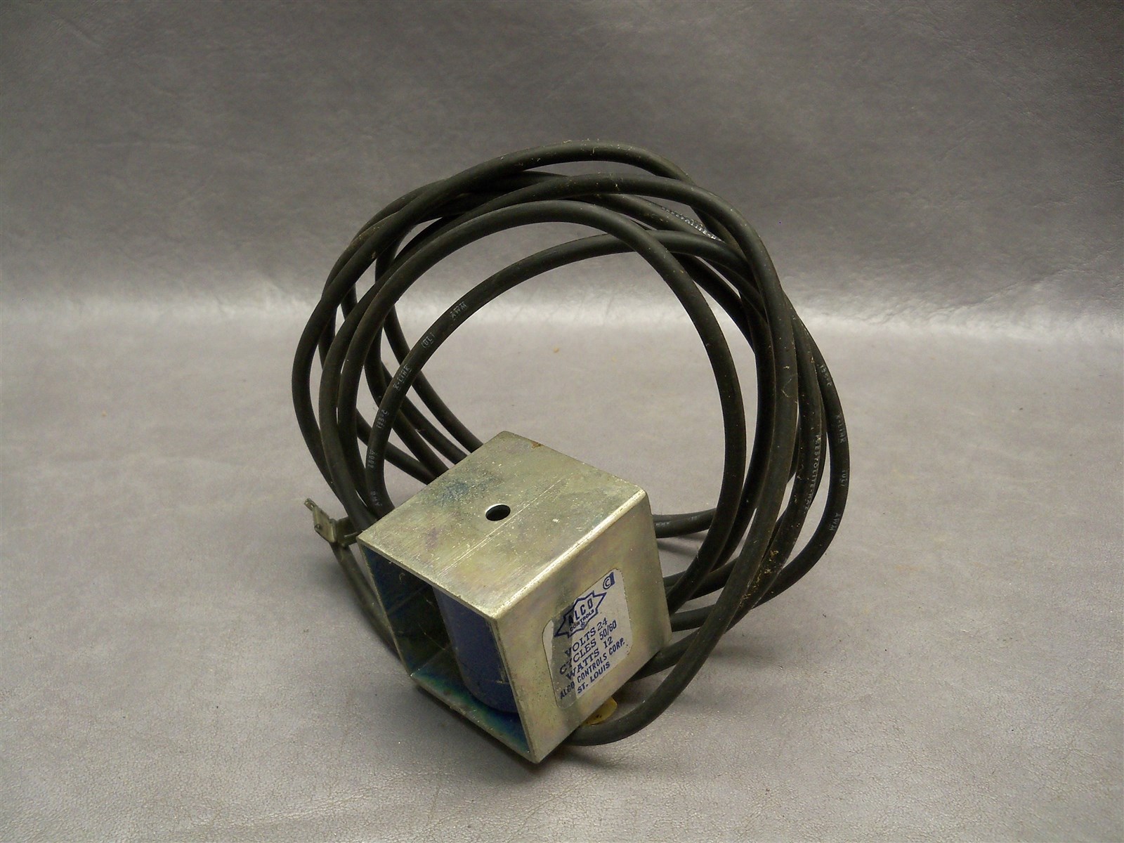 X22202-7158 Alco Controls Reversing Valve Coil 24 Volts 50/60 Cycles 12 Watts