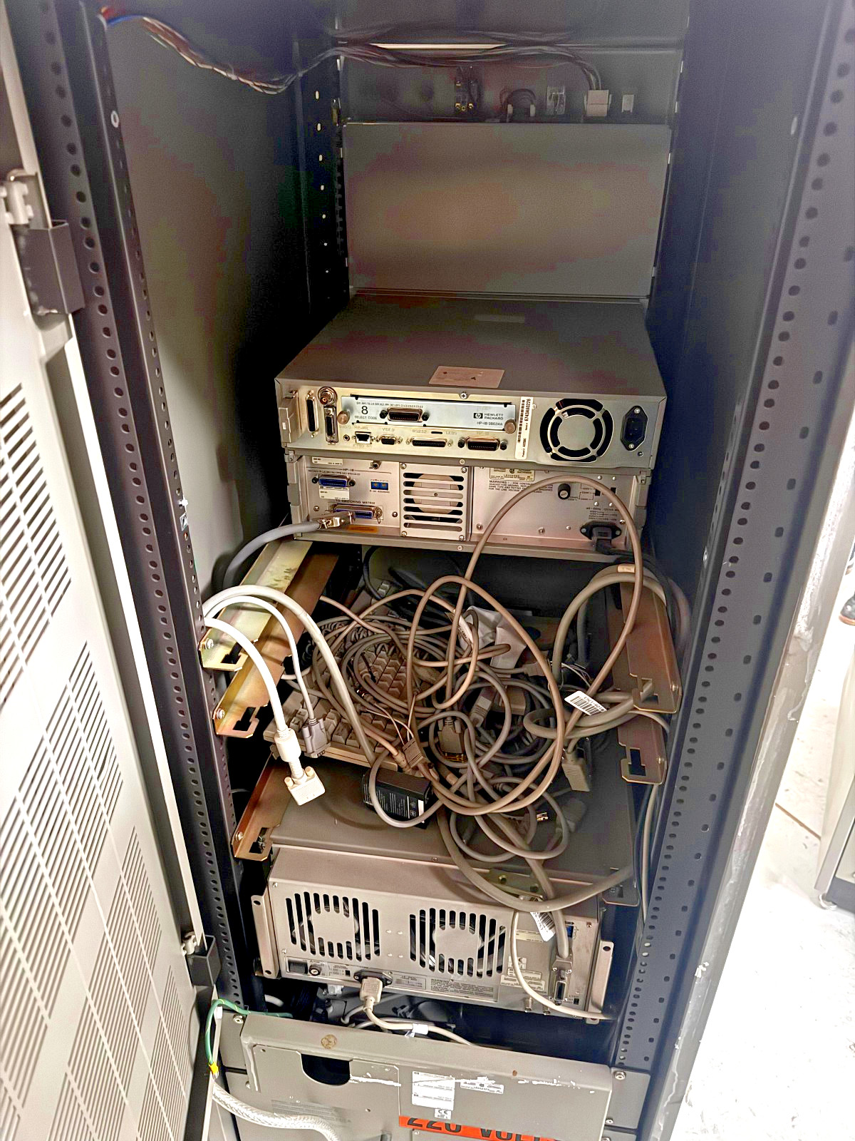 HP Agilent 4062UX Semiconductor Process Control System / 4048B Matrix