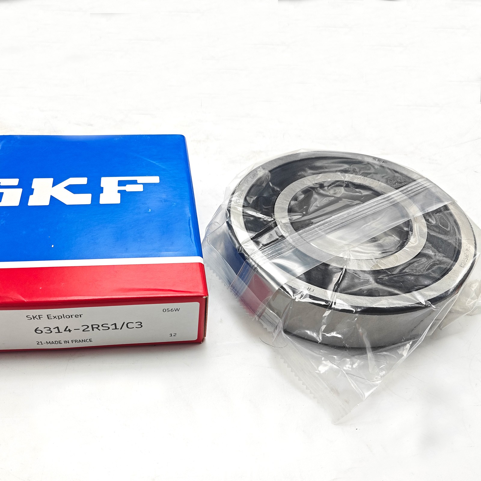 Brand new Bearing Rubber Seals 63142RS1C3 for SKF 6314 2RS1 C3 70x150x35 mm