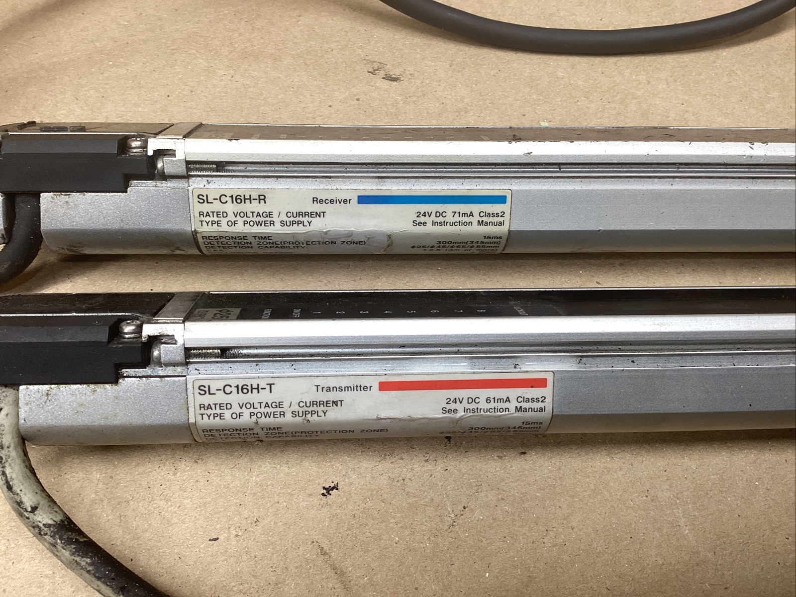 KEYENCE Light Curtain SL-C16H-R & SL-C16H-T Trans/Receiver #2175FMLH53