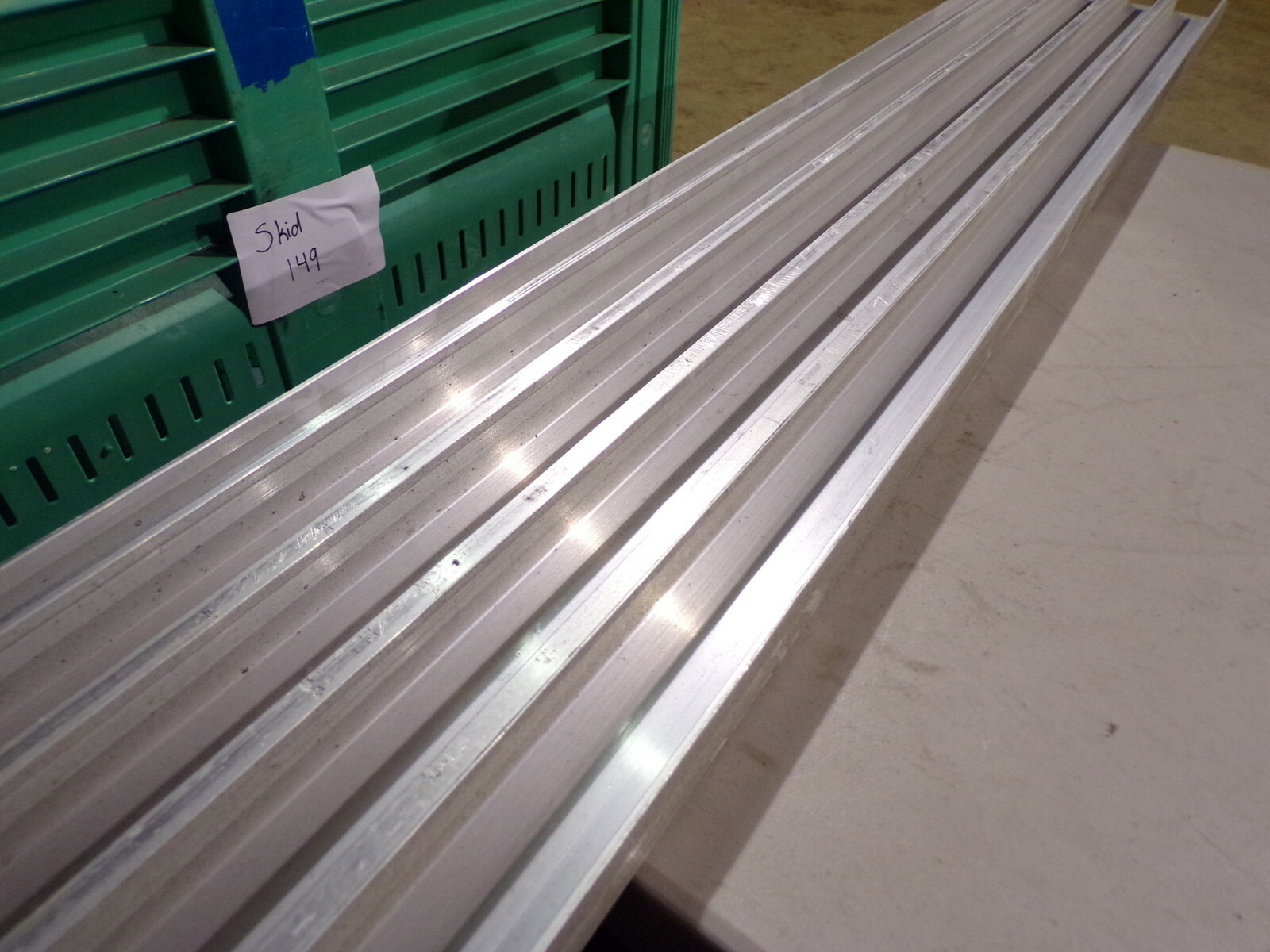NEW Stair Tread T709150112 Aluminum Alloy 9″ x 1-1/2″ x 55″ *FREE SHIPPING*