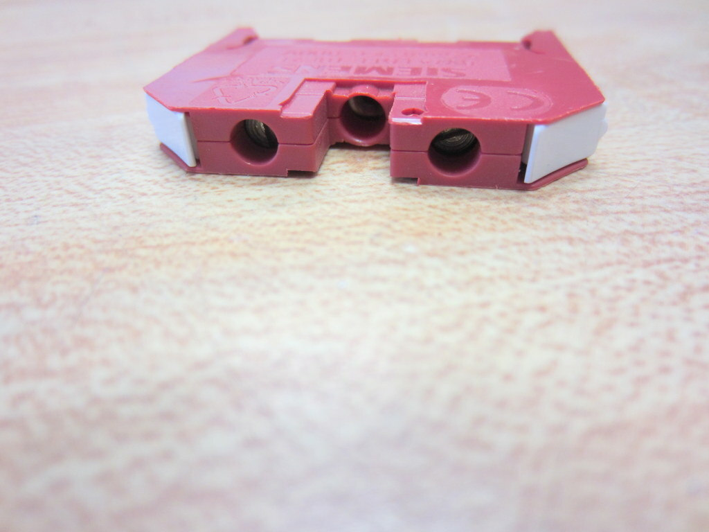 Siemens 8WA1-011-1BF21 Terminal Block 8WA10111BF21 Red (Pack of 12)
