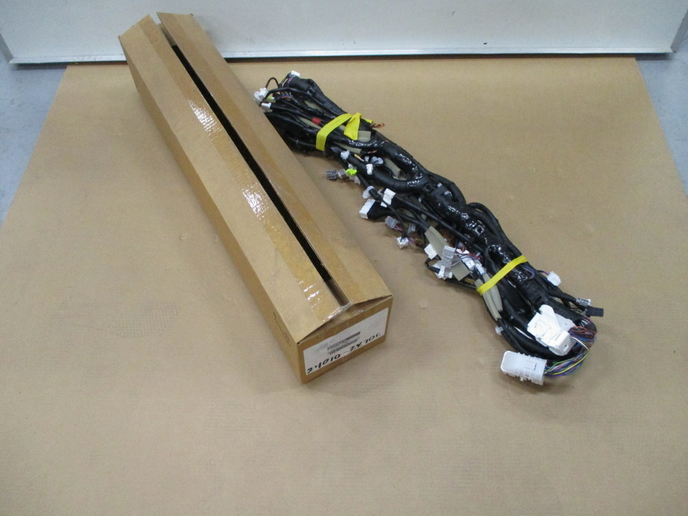Nissan 24010-ZX70C Harness Main L 24010ZX70C