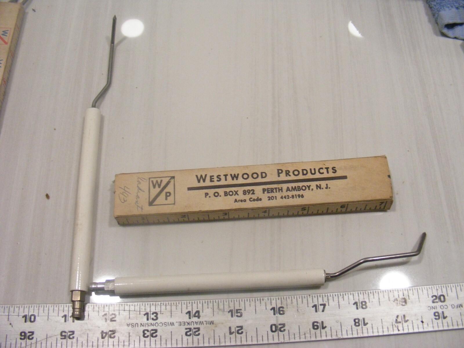 Westwood OIL BURNER IGNITER ELECTRODES 5″ Long x 7/16″ dia 3″ ingitor Lot of 2