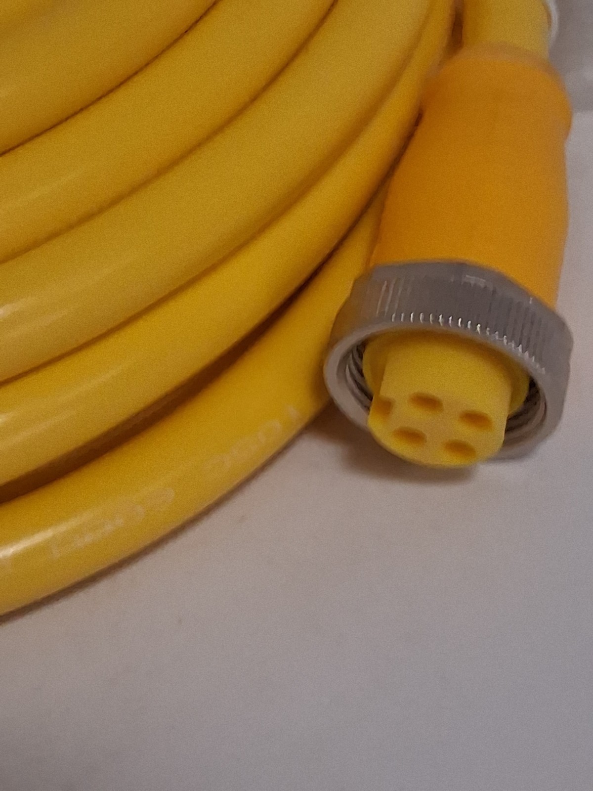 BALLUFF BCCA314-A314-30-304-VX44W6-100 CORDSET 300VAC/DC 10A(BCC091P) NIB